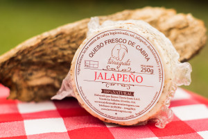 Queso fresco de cabra y jalapeño